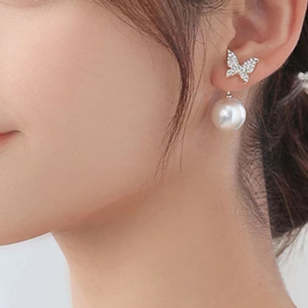 💎122💎 Goldtone‎ Diamond Butterfly Pearl Earrings - Picture 7 of 16